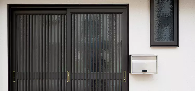 Sliding Screen Door Repair Sainte-Catherine-de-la-Jacques-Cartier
