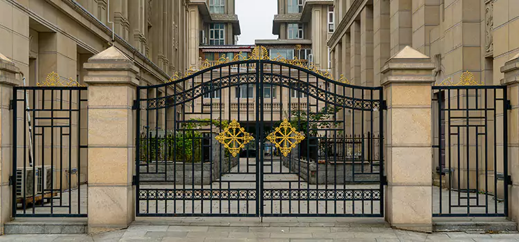 Nuvo Iron Gate Installation Sainte-Catherine-de-la-Jacques-Cartier